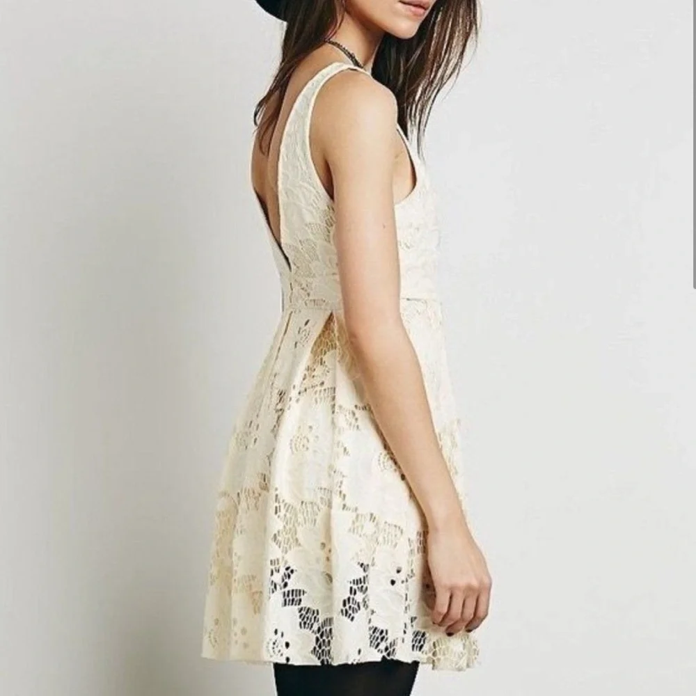 🍦Free People Take The Town Mini Boho Lace Dress in Off-White Cream Ivory, 2